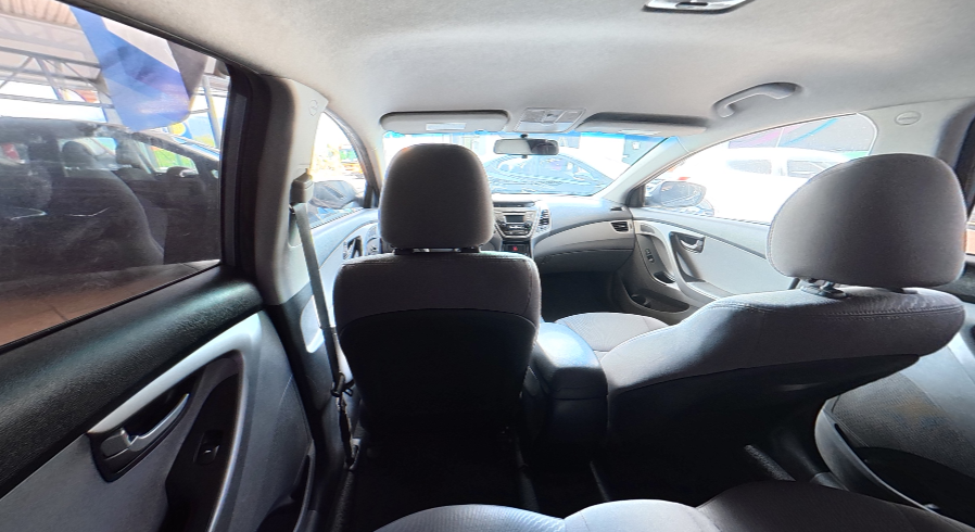 Asiento Trasero. Izq